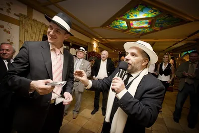 Animator zabaw z mikrofonem