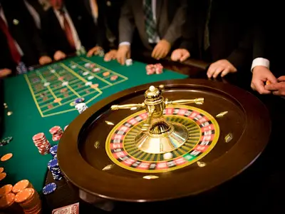 Stół do zabawy w Ruletkę z obsługą krupiera - Organizacja imprez hotelowych, wynajem atrakcji hotelowych