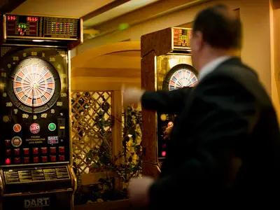 Turniej w darta - Organizacja imprez hotelowych, wynajem atrakcji hotelowych - zdjęcie 2